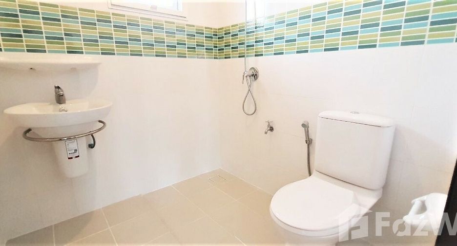 For sale 3 bedrooms house in Mueang Pathum Thani, Pathum Thani