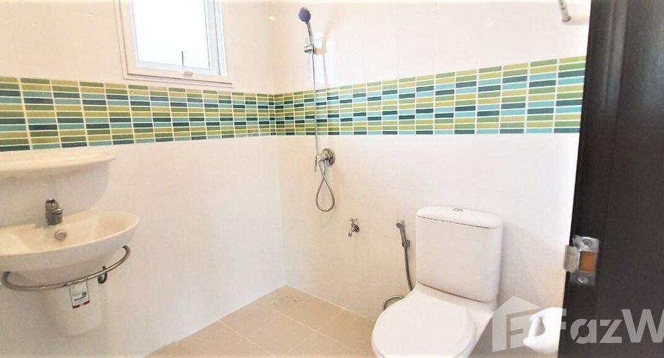 For sale 3 bedrooms house in Mueang Pathum Thani, Pathum Thani