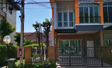 For sale 4 bedrooms townhouse in Pak Kret, Nonthaburi