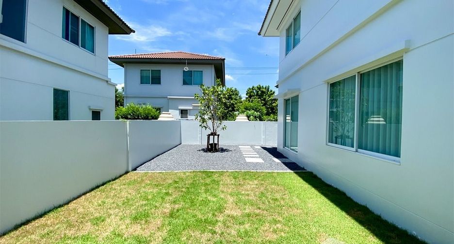 For sale 3 bedrooms house in Khlong Luang, Pathum Thani
