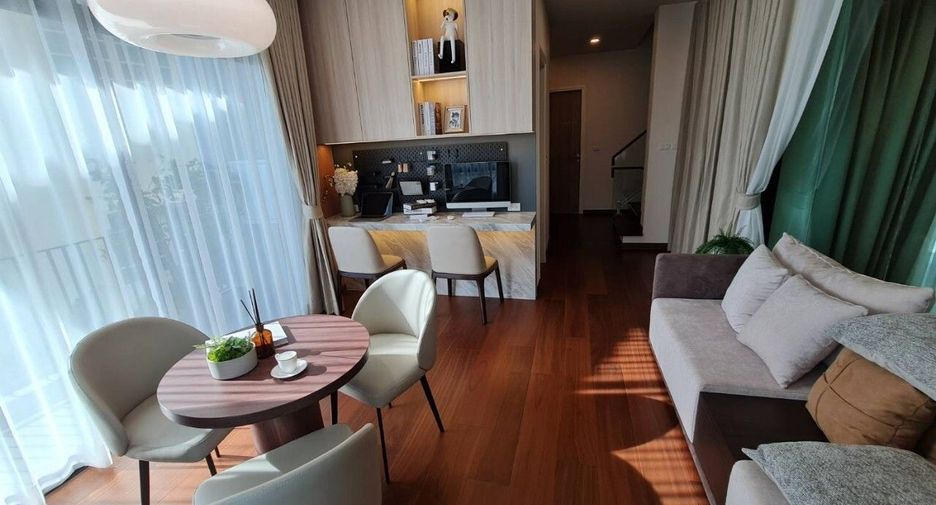 À vendre 4 chambres maison à Mueang Nonthaburi, Nonthaburi