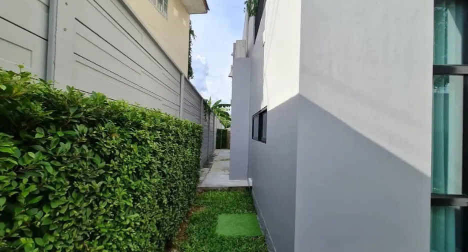 Casa en venta de 4 habitaciones en Mueang Nonthaburi, Nonthaburi