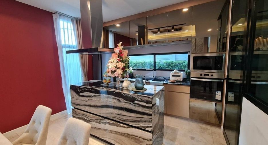 À vendre 4 chambres maison à Mueang Nonthaburi, Nonthaburi