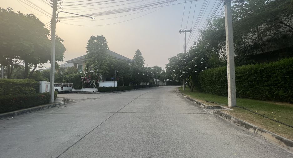 Casa en venta de 3 habitaciones en Mueang Pathum Thani, Pathum Thani
