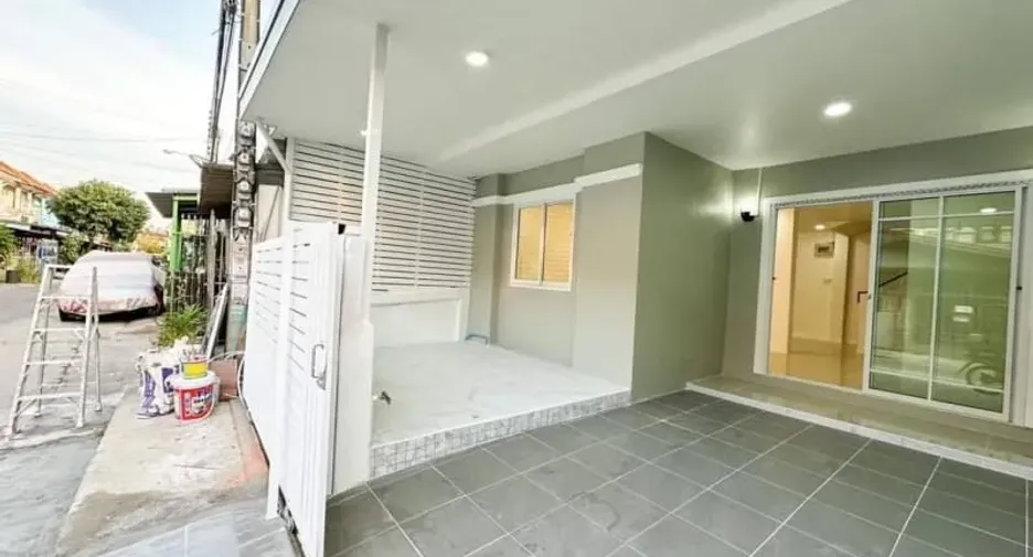 For sale 3 bedrooms townhouse in Bang Bua Thong, Nonthaburi