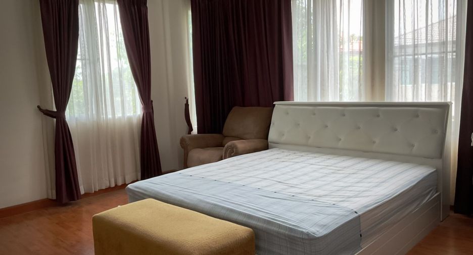 Haus zum Kauf mit 4 Zimmer in Pak Kret, Nonthaburi