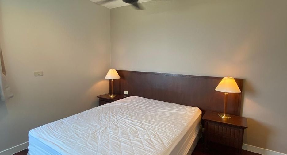 Apartment zur Miete mit 3 Zimmer in Pak Kret, Nonthaburi