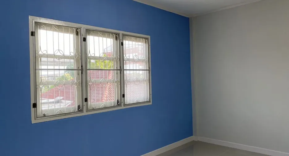 For sale 4 bedrooms townhouse in Mueang Nonthaburi, Nonthaburi