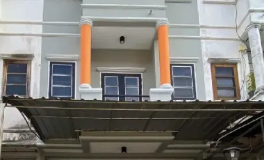 Продажа 4 спальни таунхаус в Mueang Nonthaburi, Нонтабури