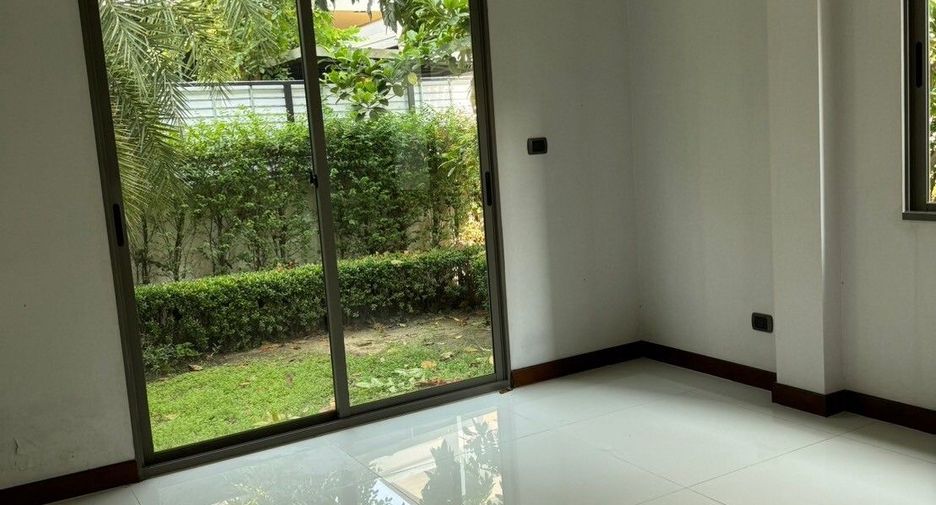 À vendre 4 chambres maison à Mueang Nonthaburi, Nonthaburi