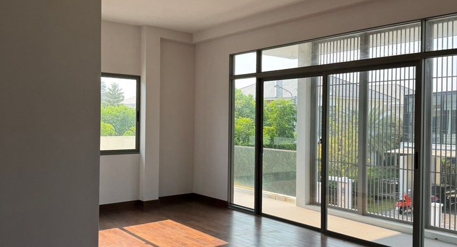 À vendre 4 chambres maison à Mueang Nonthaburi, Nonthaburi