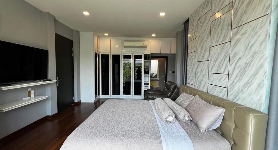 For rent 4 ベッドルーム house in Pak Kret, Nonthaburi