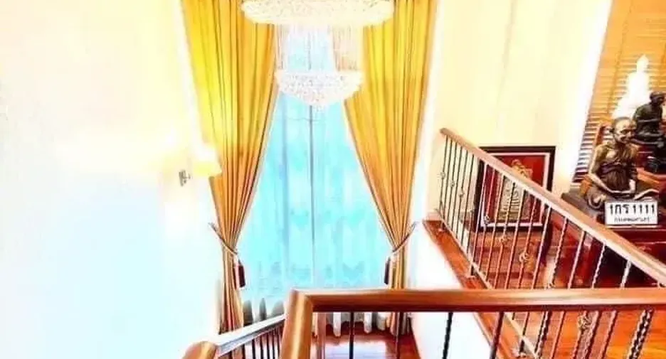 出售 4 卧室 独立屋 在 Mueang Nonthaburi, Nonthaburi