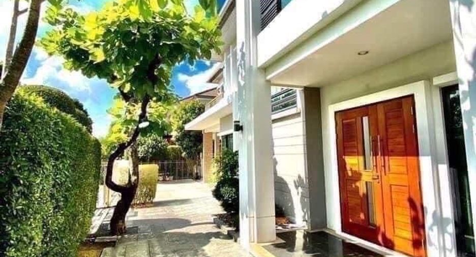 出售 4 卧室 独立屋 在 Mueang Nonthaburi, Nonthaburi