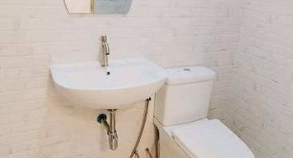 Casa adosada en venta de 2 habitaciones en Bang Bua Thong, Nonthaburi