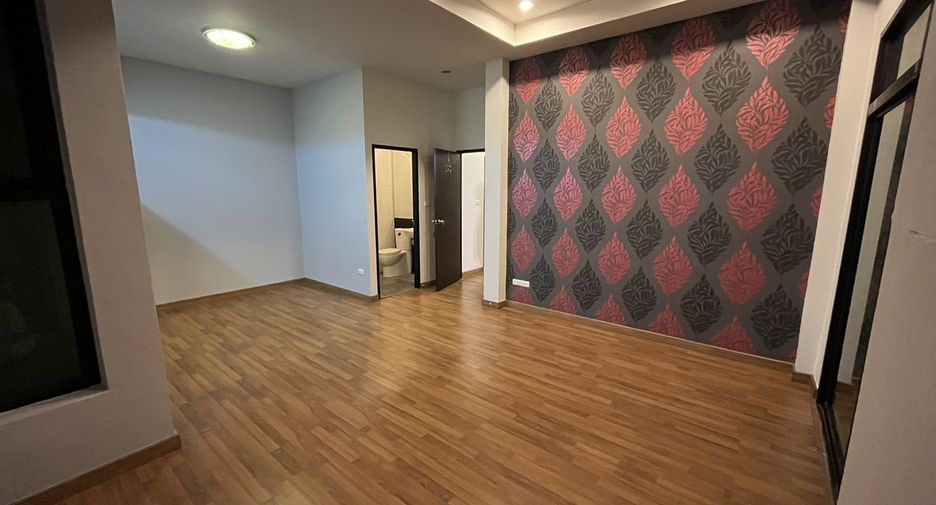 For sale 3 ベッドルーム house in Bang Kruai, Nonthaburi