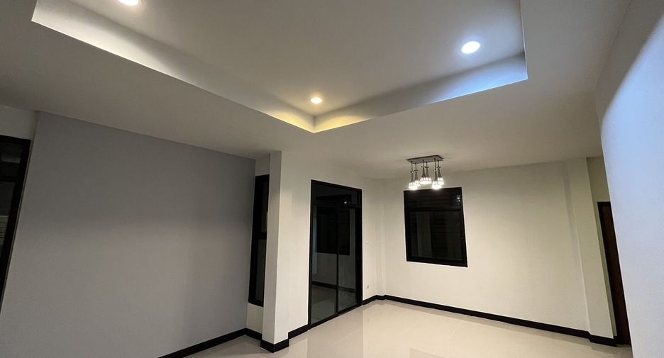For sale 3 bedrooms house in Bang Kruai, Nonthaburi