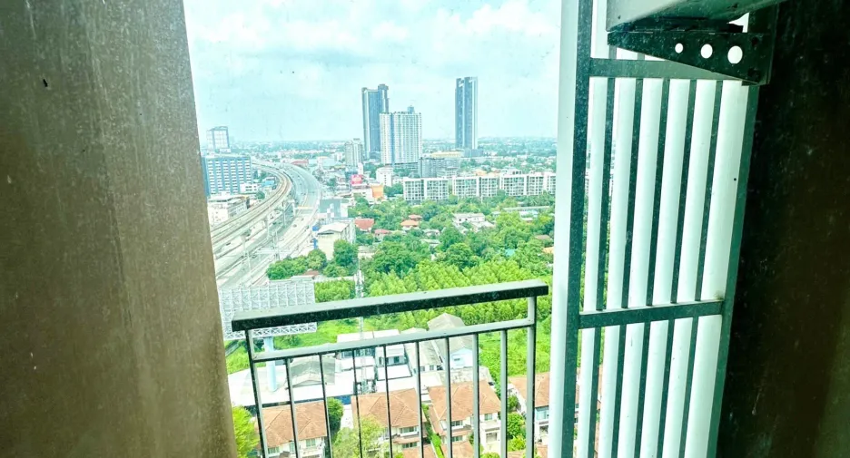 For sale 1 bed condo in Mueang Nonthaburi, Nonthaburi