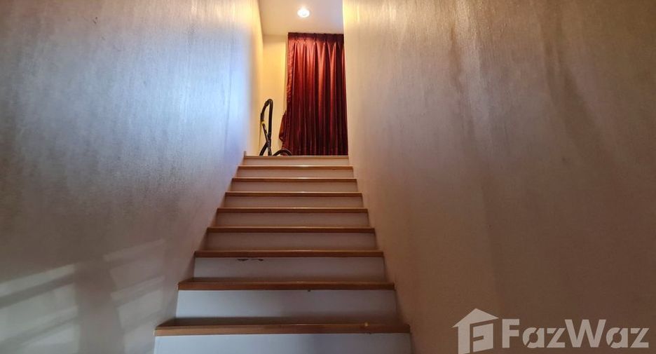 For sale 3 bedrooms townhouse in Mueang Nonthaburi, Nonthaburi
