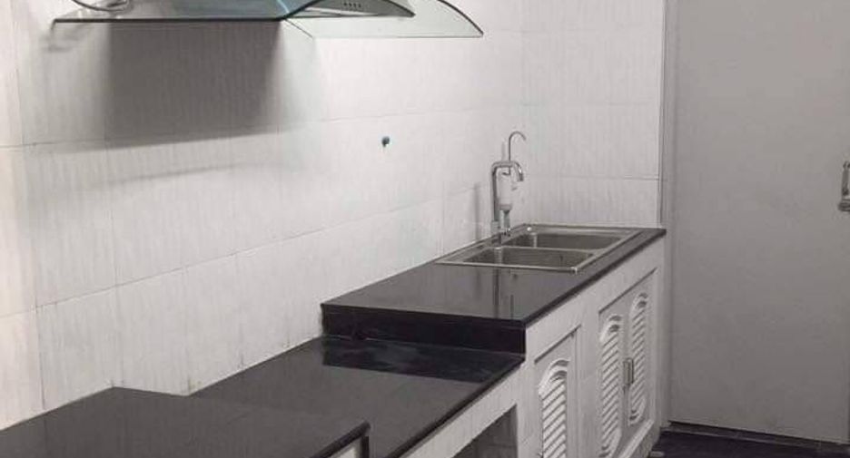 For sale 3 bedrooms townhouse in Mueang Nonthaburi, Nonthaburi
