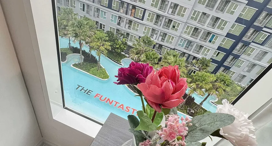 For sale 1 bed condo in Khlong Luang, Pathum Thani