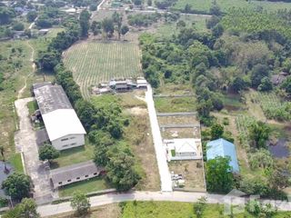Terreno en venta en Phanat Nikhom, Chonburi