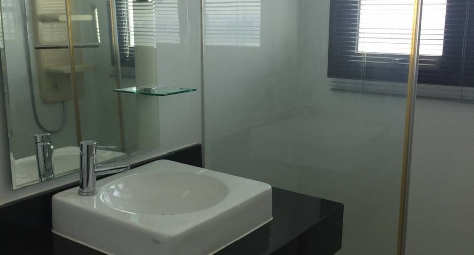 For sale 2 bedrooms condo in Pak Kret, Nonthaburi