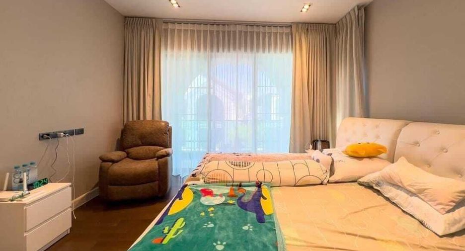 For sale 4 bedrooms house in Pak Kret, Nonthaburi