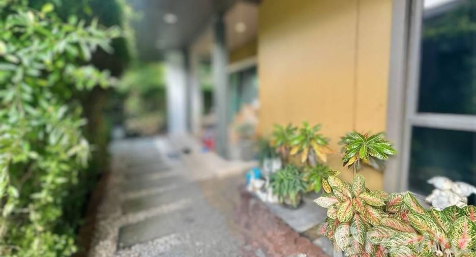 For sale 4 bedrooms house in Pak Kret, Nonthaburi
