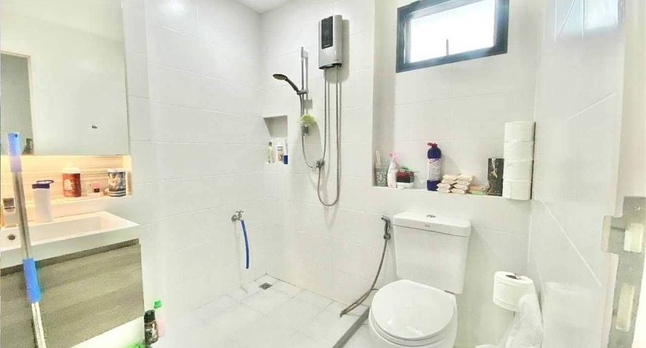 For sale 4 bedrooms house in Pak Kret, Nonthaburi