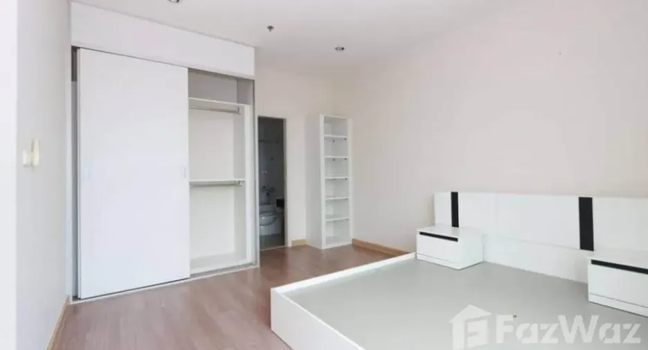 Condo en venta de 3 habitaciones en Pak Kret, Nonthaburi