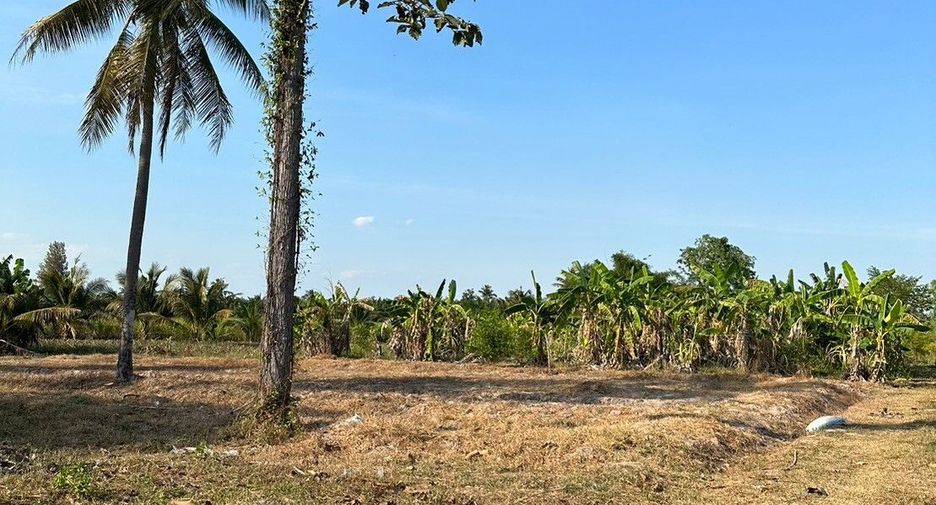 For sale land in Tha Yang, Phetchaburi