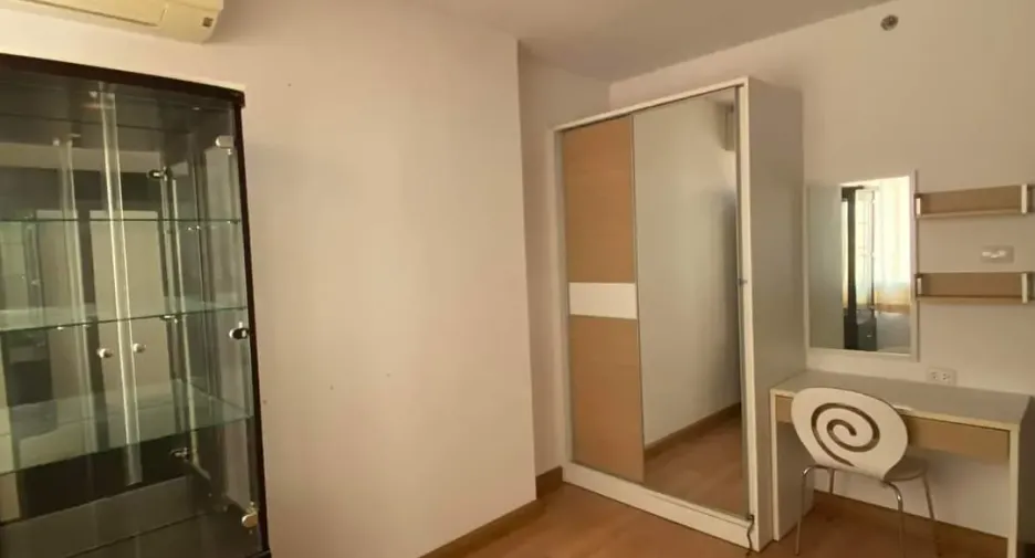 For sale 2 bedrooms condo in Mueang Nonthaburi, Nonthaburi