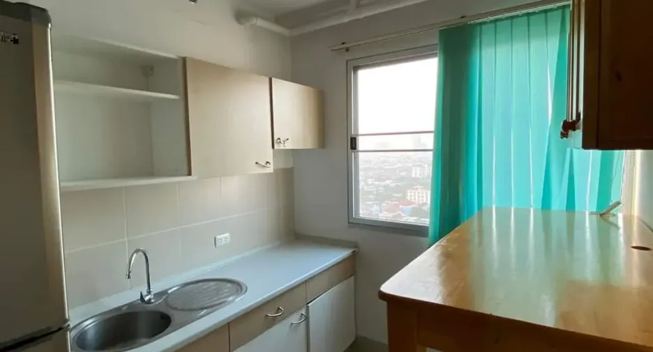 For sale 2 bedrooms condo in Mueang Nonthaburi, Nonthaburi