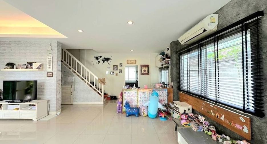 ขาย 3 ห้องนอน บ้านเดี่ยว ใน เมืองปทุมธานี, ปทุมธานี