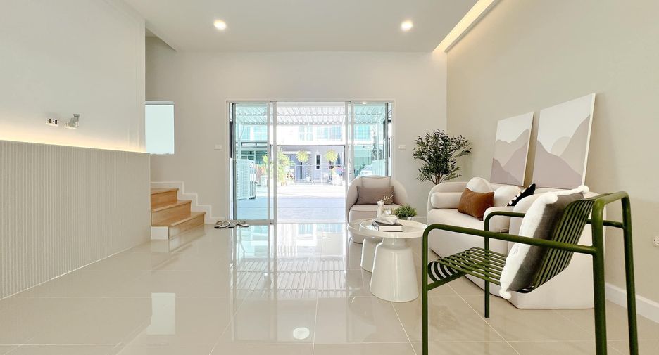 For sale 3 bedrooms townhouse in Mueang Nonthaburi, Nonthaburi