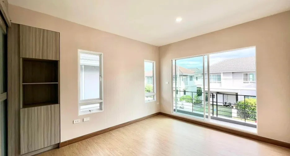 For sale 3 bedrooms house in Thanyaburi, Pathum Thani