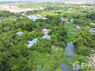 Продажа Участок в Mueang Nakhon Nayok, Накхоннайок