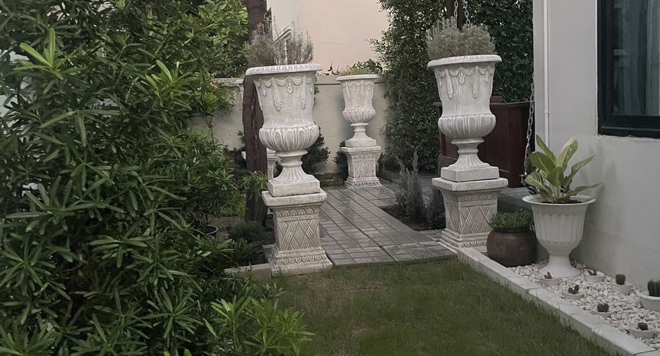 Продажа 3 спальни дом в Bang Bua Thong, Нонтабури