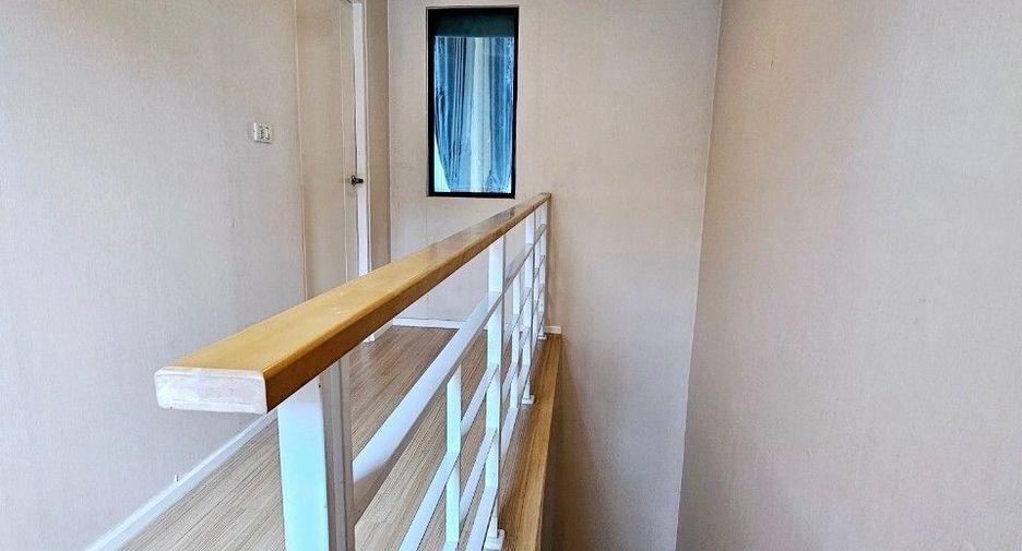 For sale 3 bedrooms townhouse in Mueang Nonthaburi, Nonthaburi