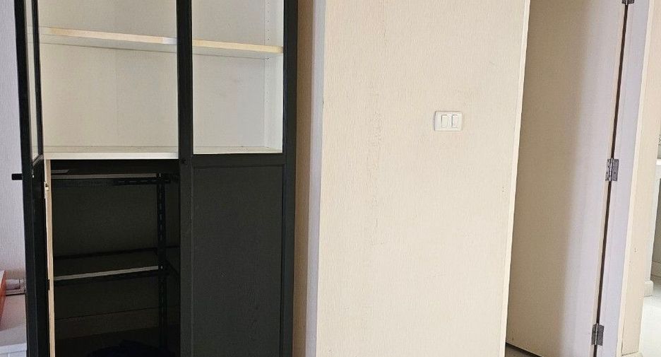 For sale 3 bedrooms townhouse in Mueang Nonthaburi, Nonthaburi