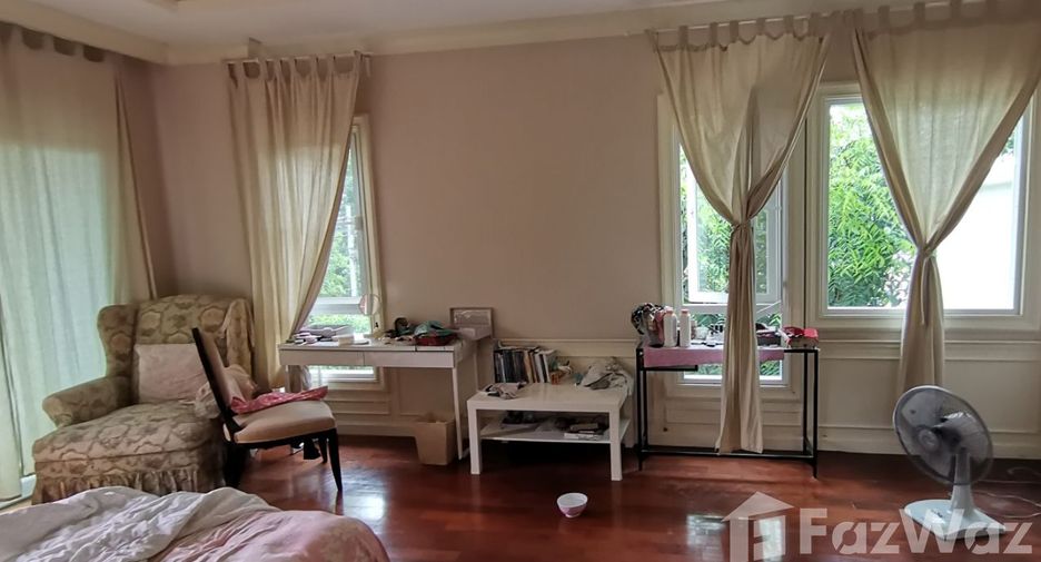 For sale 4 bedrooms house in Pak Kret, Nonthaburi