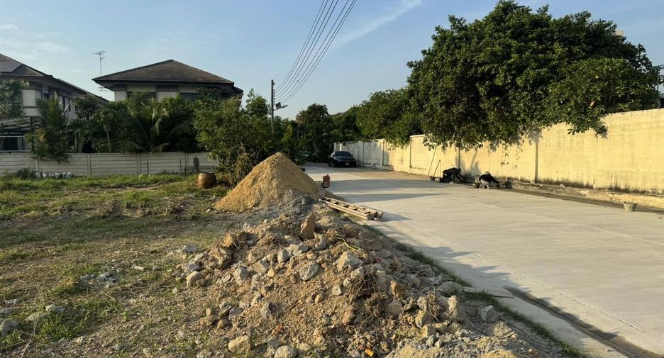 Продажа Участок в Bang Kruai, Нонтабури