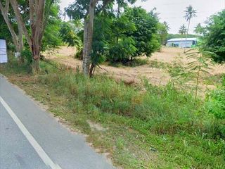 Продажа Участок в Nikhom Phatthana, Районг
