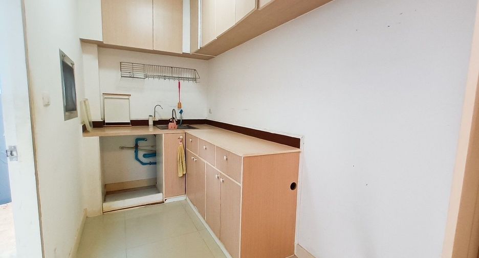 For sale 3 bedrooms house in Mueang Chachoengsao, Chachoengsao