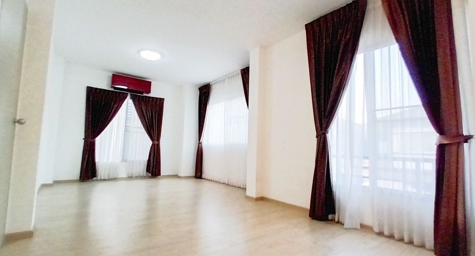 出售 3 卧室 独立屋 在 Mueang Chachoengsao, Chachoengsao