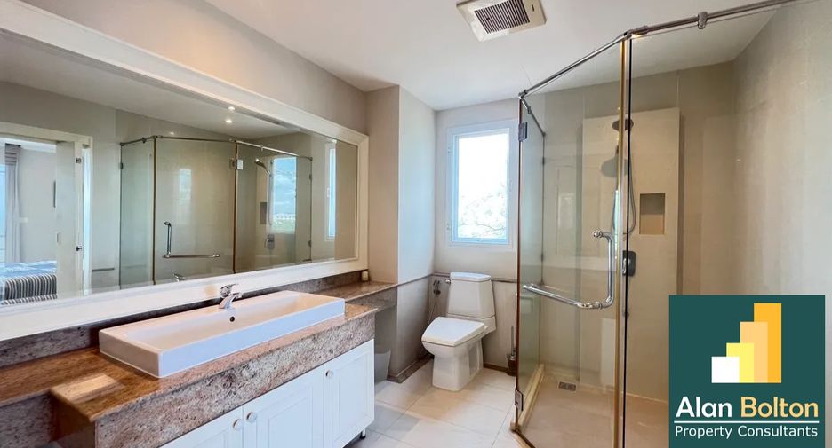 For rent and for sale 2 bedrooms condo in Sattahip, Chonburi
