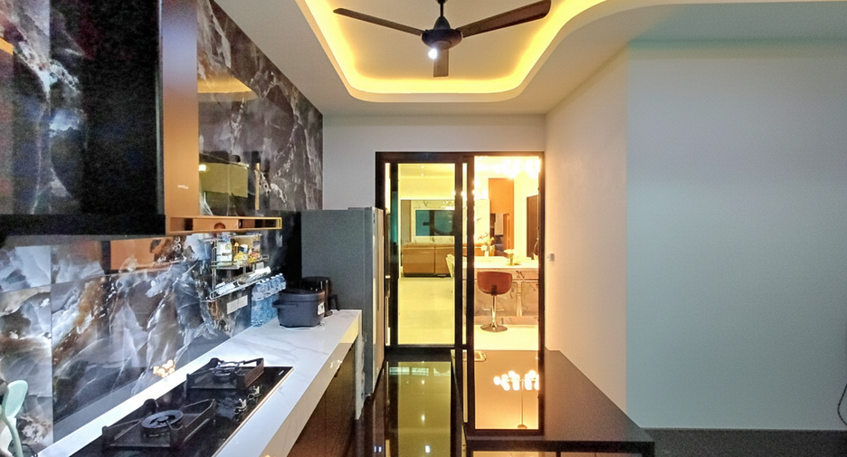 For sale 3 bedrooms house in Huay Yai, Pattaya