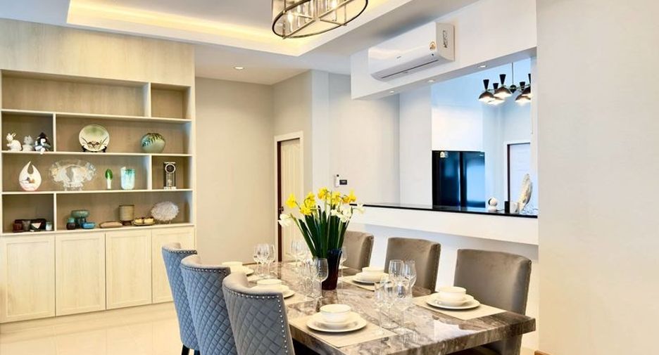 For sale 3 bedrooms house in Huay Yai, Pattaya