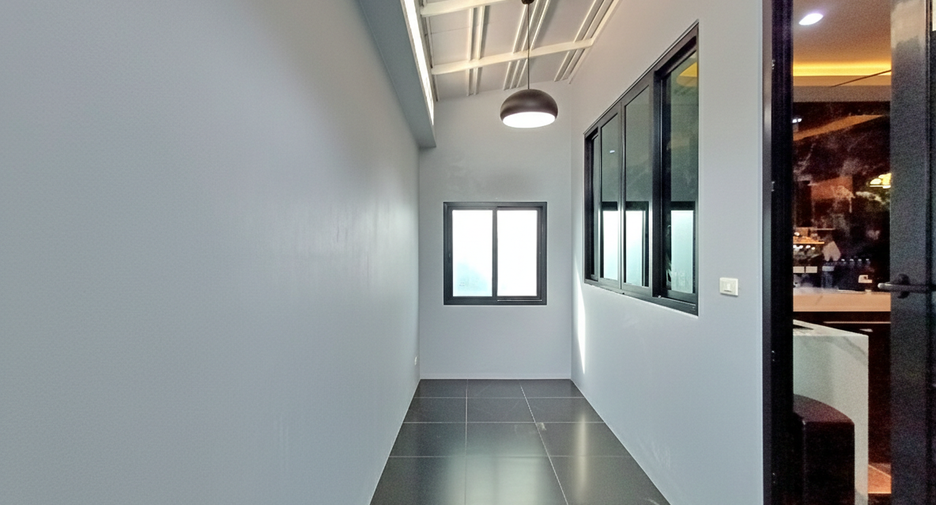 For sale 3 bedrooms house in Huay Yai, Pattaya